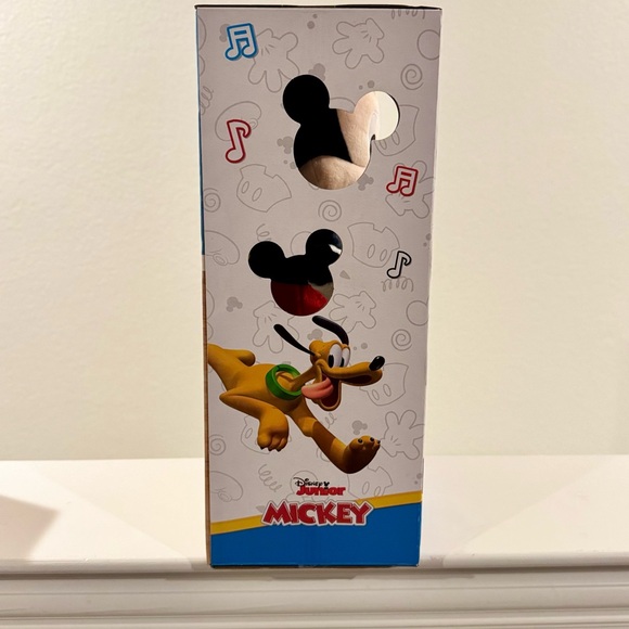 DISNEY JUNIOR Mickey Mouse Hot Diggity Dance Mickey Plush Toy with Movement.NEW - Picture 5 of 8